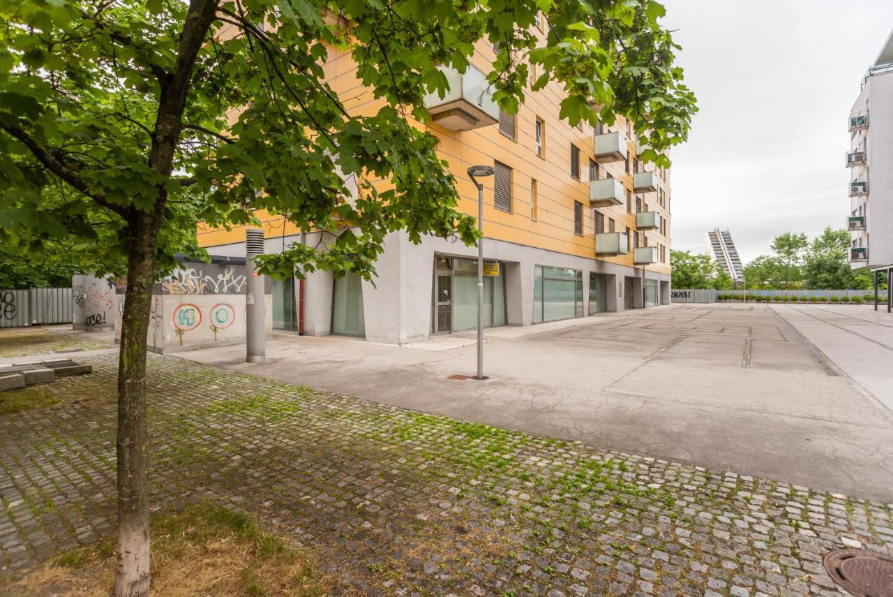 Apartma N'Poznam Apartman Ljubljana Kültér fotó